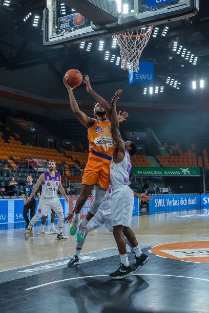 萄牙的防线 萄牙的防线